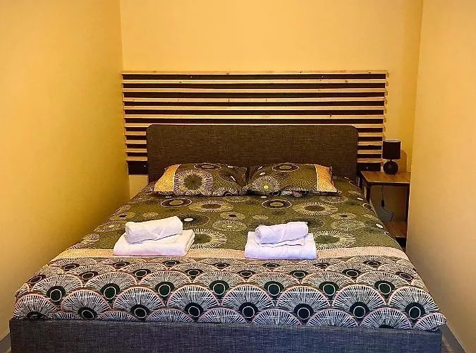 Cathedrale Apartment *